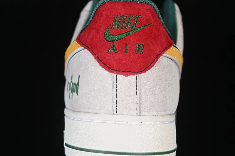 All categories Nk Air Force 1 Air Force series Nk Air Force 1 Low Air Force low-top Nike Air Force 1'07 Low Gray and green contrast Air Force 1 low-top casual sneakers SY1388-025